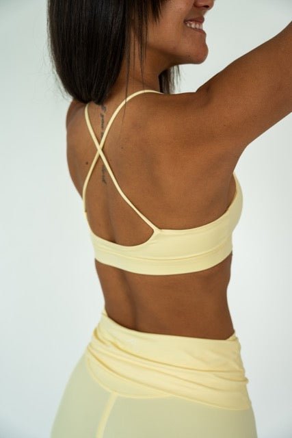 Aura Short Butter Yellow