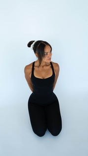 Form Tank Top Black