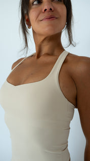 Form Tank Top Beige